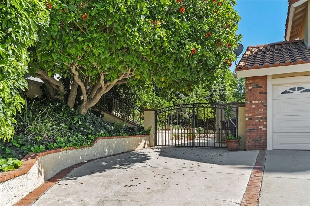 Additional image 61 of 305 Mission Grove Pkwy N, Riverside, CA 92506