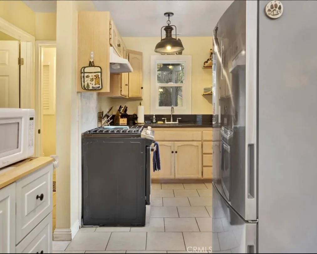 Additional image 35 of 39074 North Bay Dr, Big Bear Lake, CA 92315