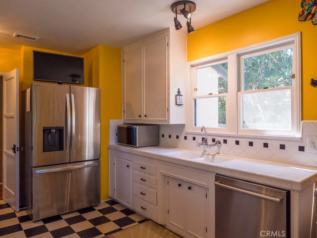 Additional image 14 of 3012 Margaret Dr, Pasadena, CA 91107