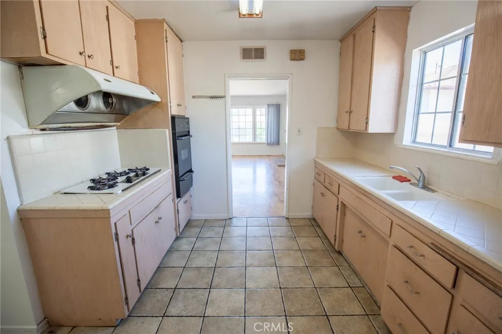 Additional image 8 of 17230 S Denker Ave, Gardena, CA 90247