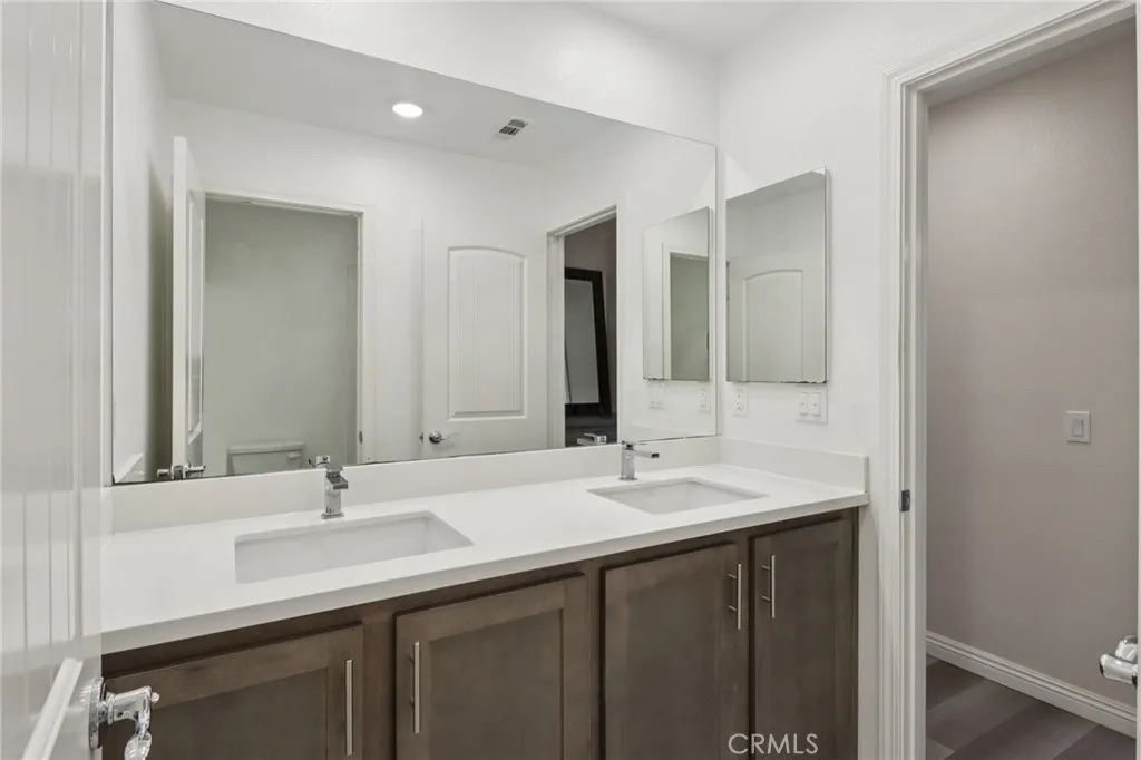 Additional image 21 of 833 S Sumac Lane, Rialto, CA 92376
