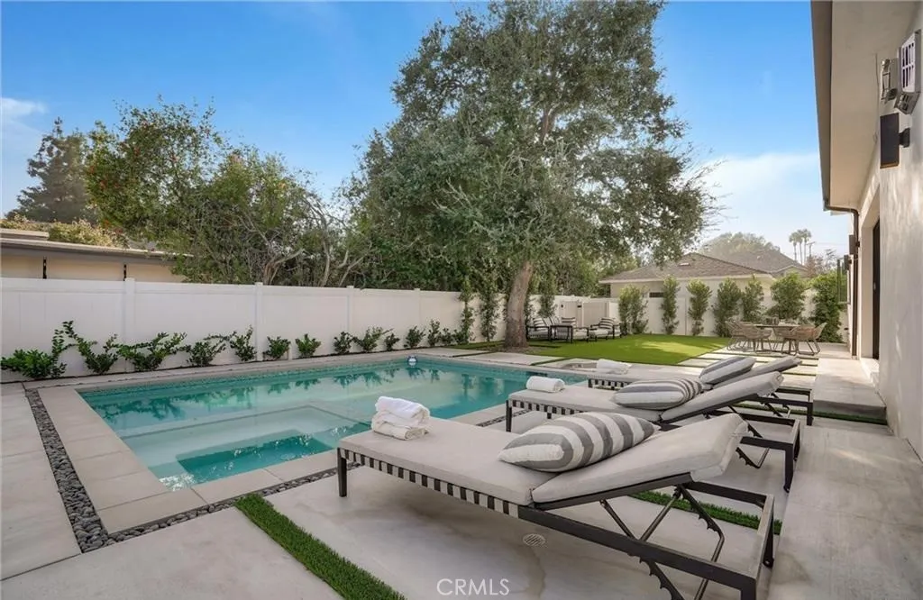 Additional image 109 of 15926 Morrison St, Encino, CA 91436