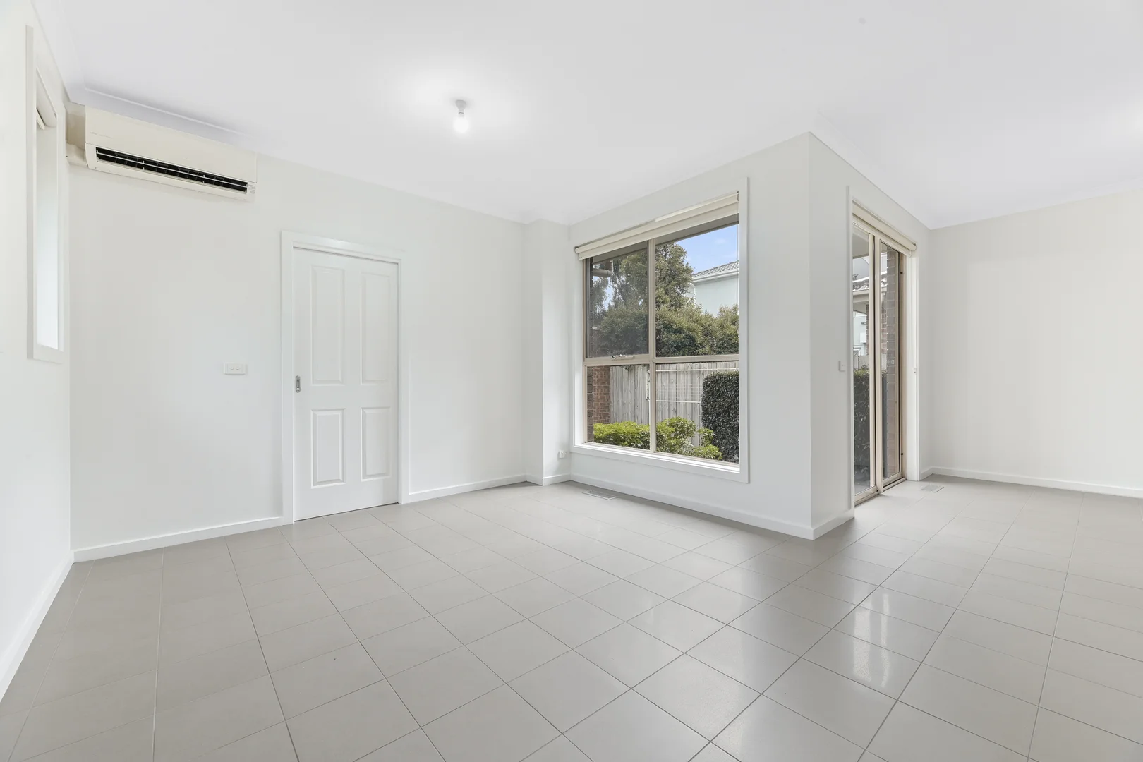 Additional image 3 of 2/5 Pine Tree Avenue, Glen Waverley VIC 3150