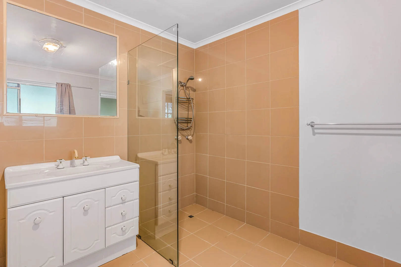 Additional image 8 of 28 Pookanah Street, Russell Island QLD 4184