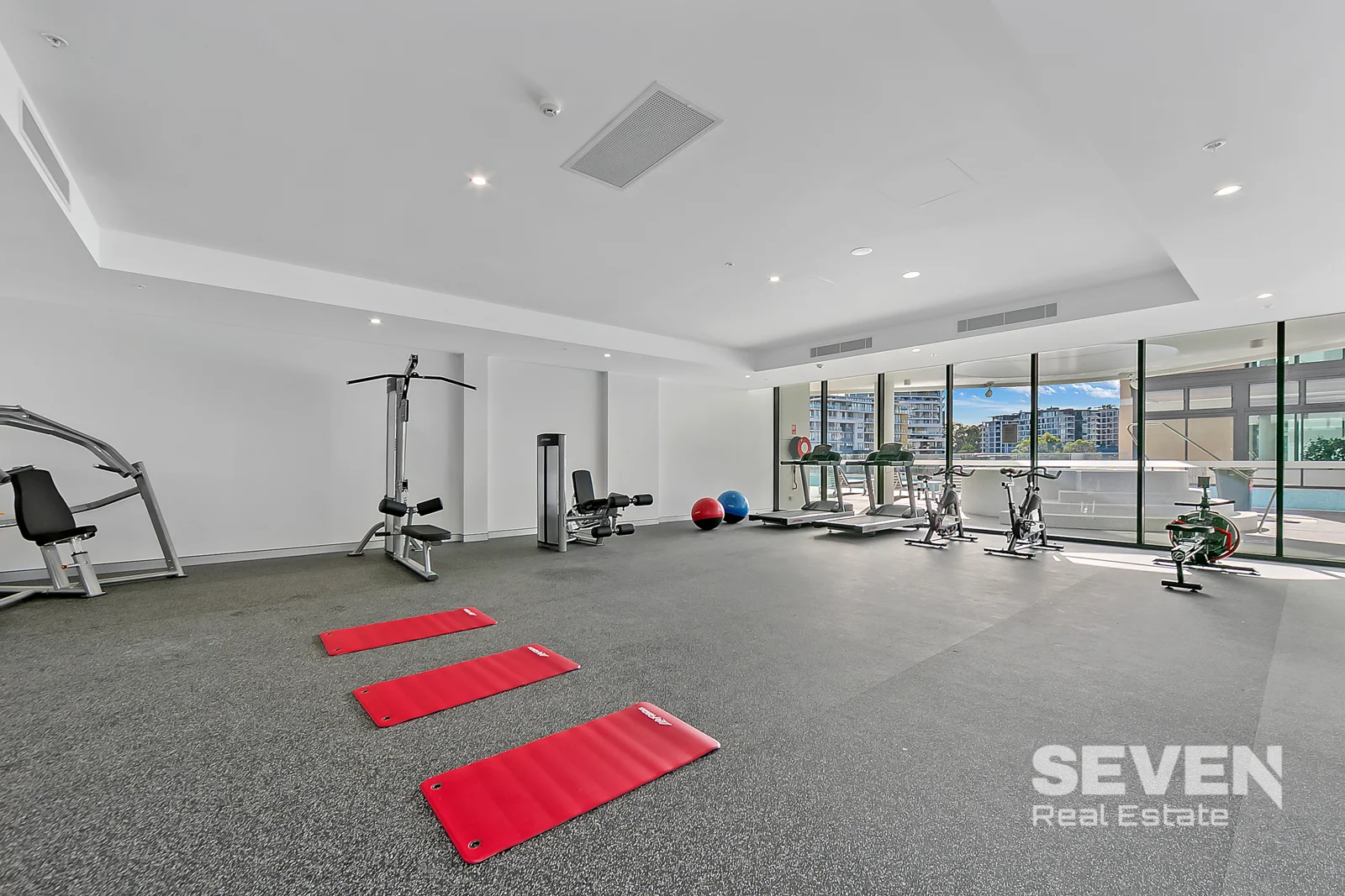 Additional image 8 of 601/11-13 Solent Circuit, Norwest NSW 2153