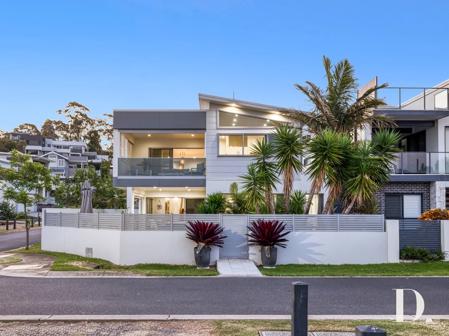 9 Oceanfront Drive, Sapphire Beach NSW 2450