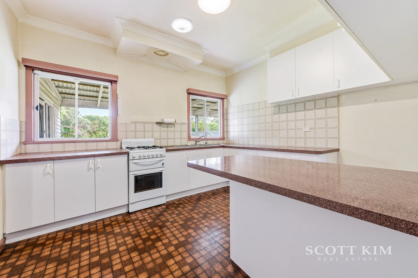 Additional image 4 of 10 Darbyshire Road, Mount Waverley VIC 3149