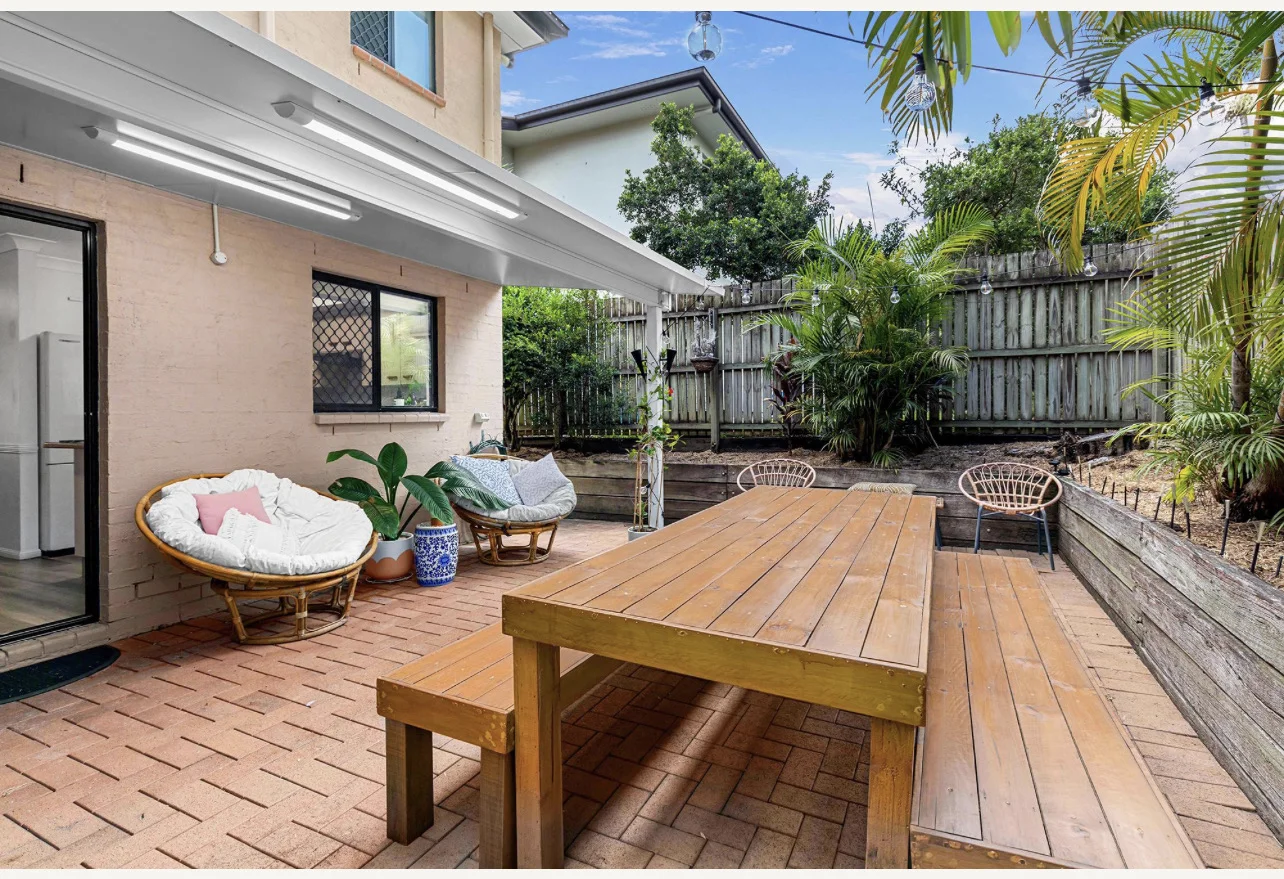 2/33 Hall Street, Chermside QLD 4032 photo 5