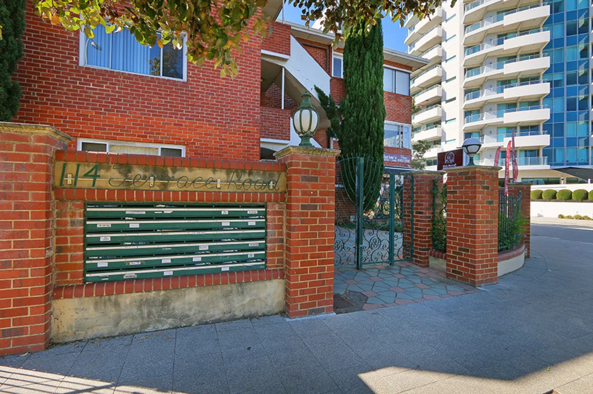 1/114 Terrace Road, Perth WA 6000