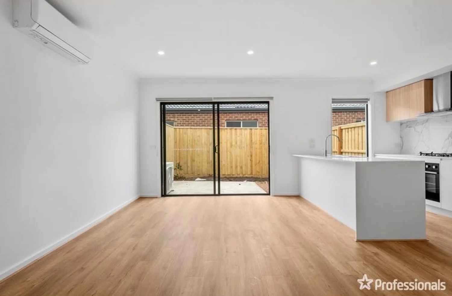 Additional image 4 of 56 Verona Crescent, Fraser Rise VIC 3336