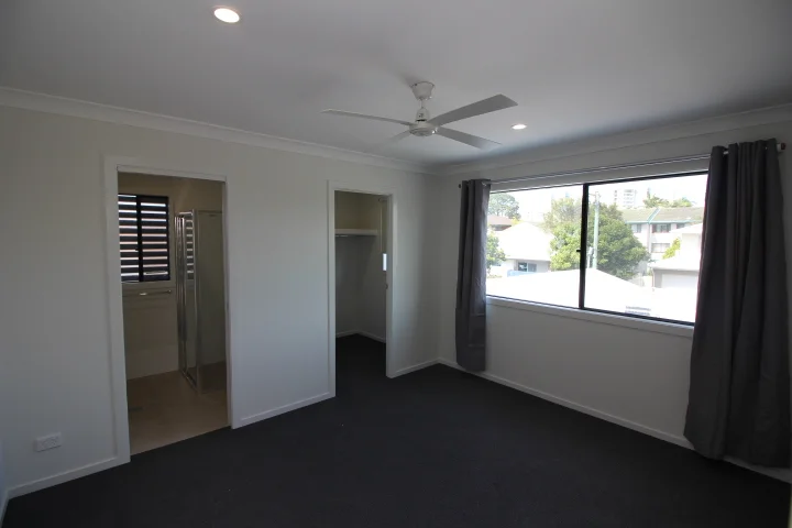 Additional image 15 of 2/166 Muir Street, Labrador QLD 4215