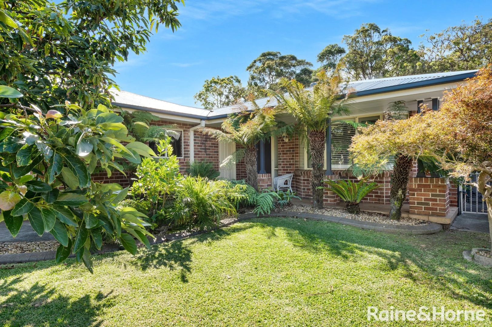 9 Silver Spur Close, Shoalhaven Heads NSW 2535