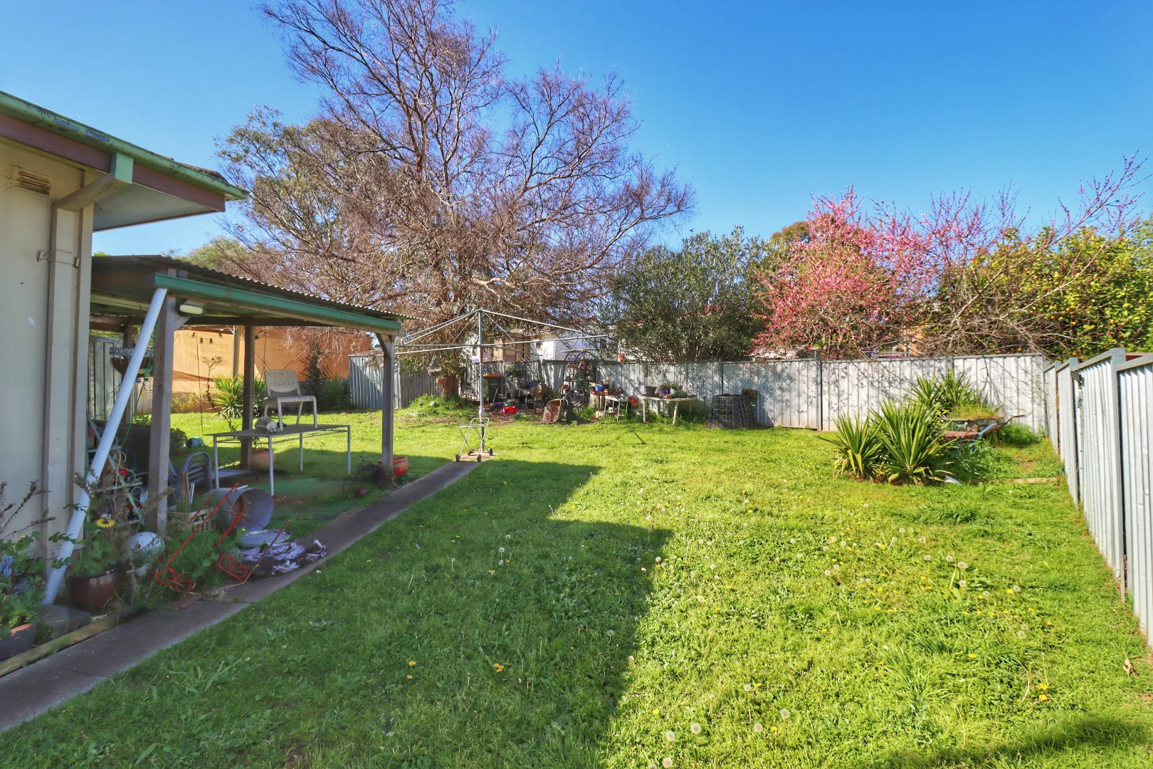 Additional image 5 of 1 Weeroona Place, Cowra NSW 2794