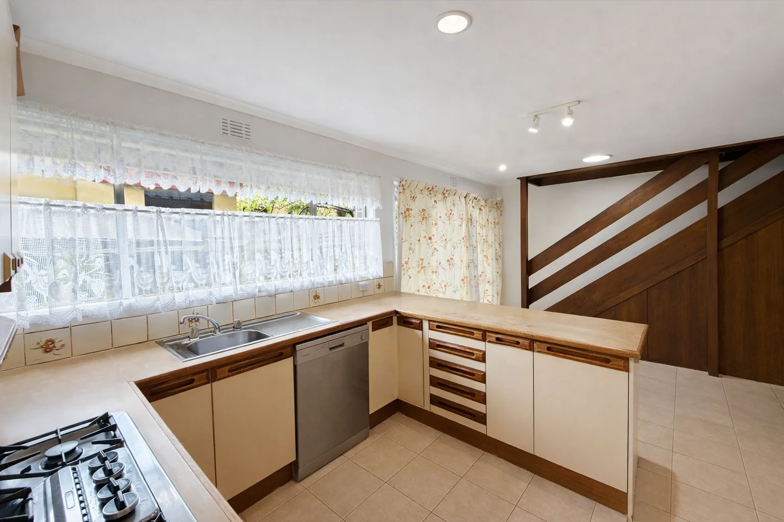 Additional image 3 of 60 Bruce Street, Mount Waverley VIC 3149