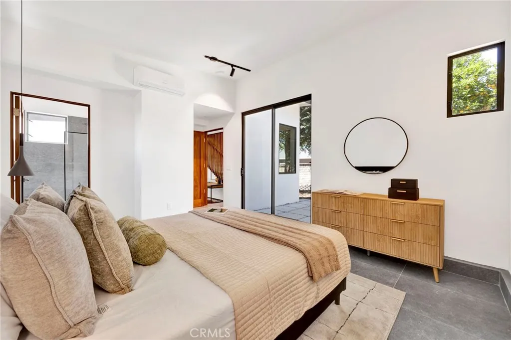 Additional image 106 of 325 W Grandview Avenue, Sierra Madre, CA 91024