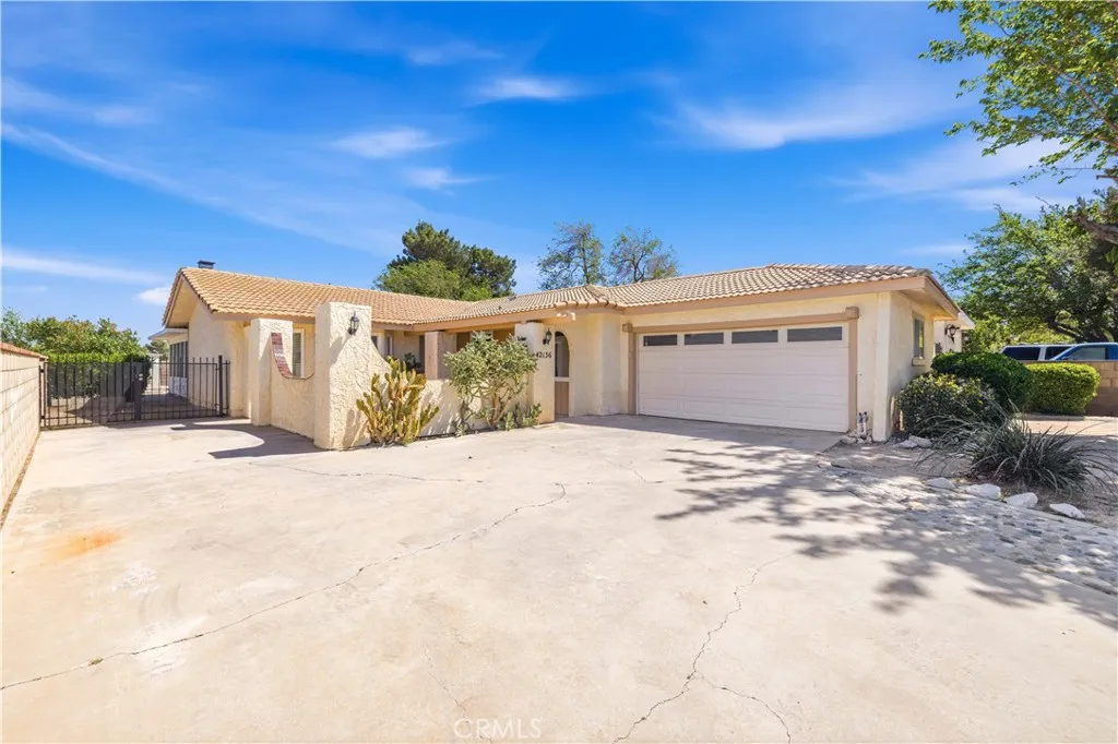 Additional image 2 of 42136 55th St W, Lancaster, CA 93536