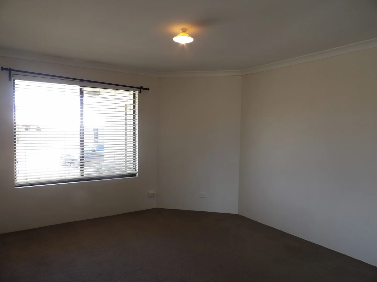 10 Sequin Close, Meadow Springs WA 6210 photo 5