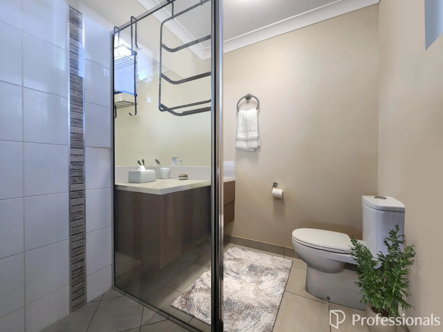 Additional image 10 of 8 Seacove Crescent, Bowen QLD 4805