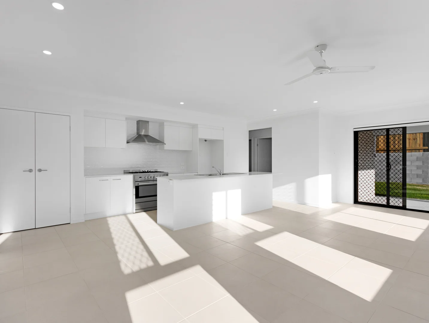 Additional image 7 of 11 Charlotte Court, Kawungan QLD 4655