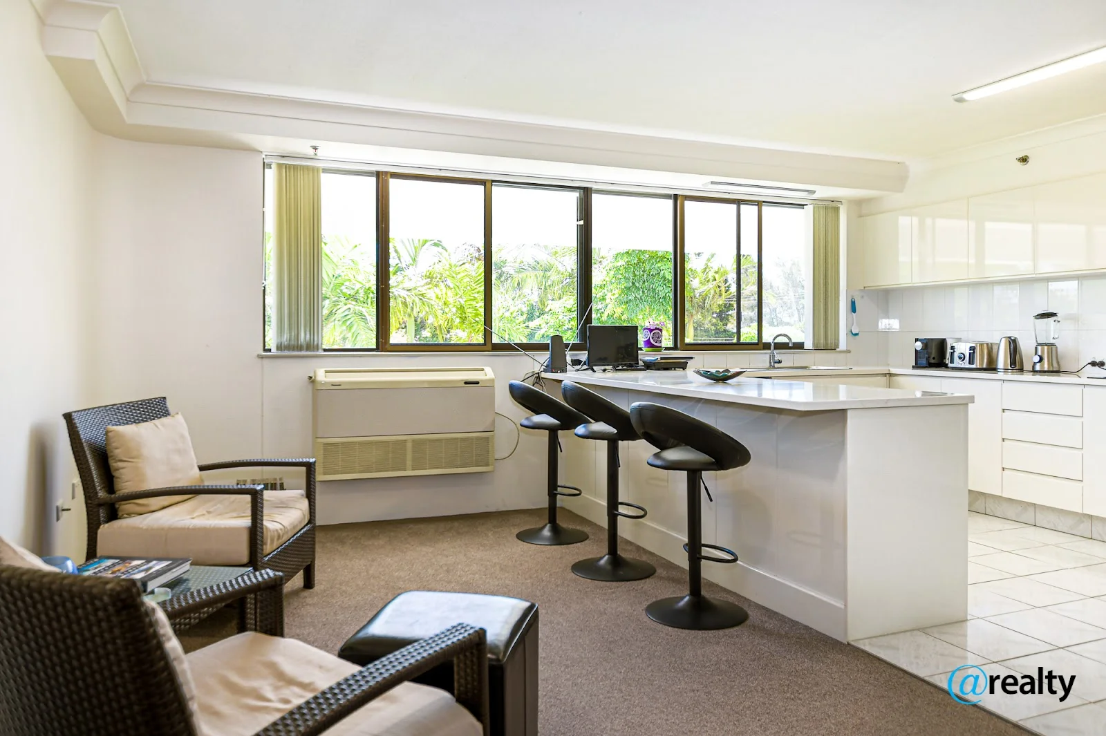 Additional image 10 of unit 4/21 Bayview Street, Runaway Bay QLD 4216