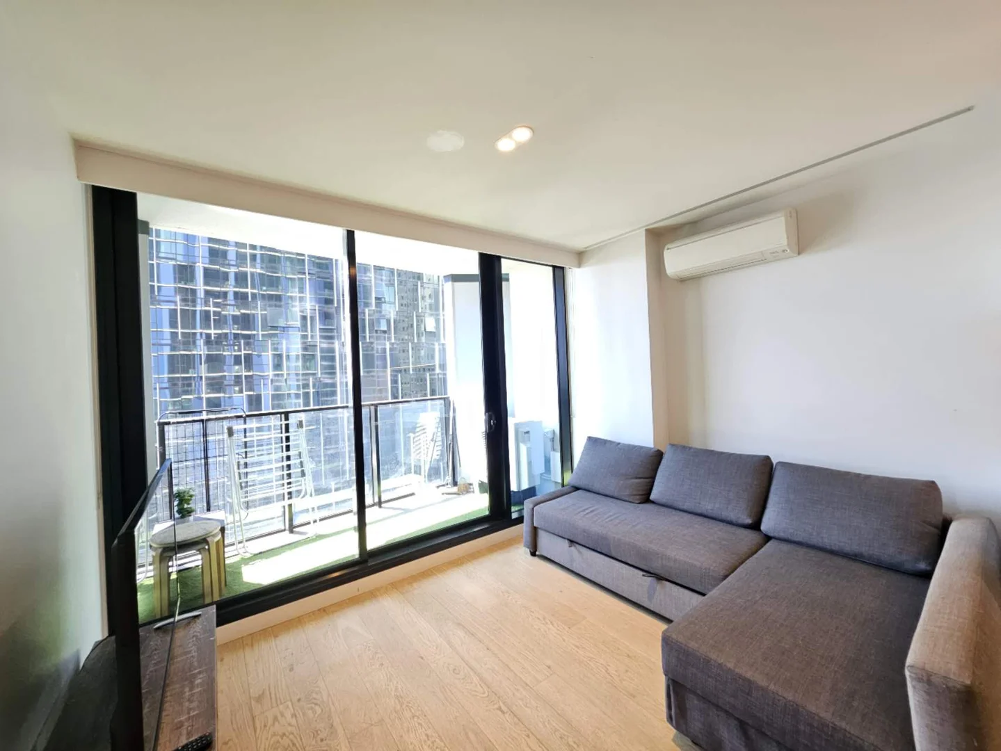 Additional image 2 of 2509/442-450 Elizabeth Street, Melbourne VIC 3000