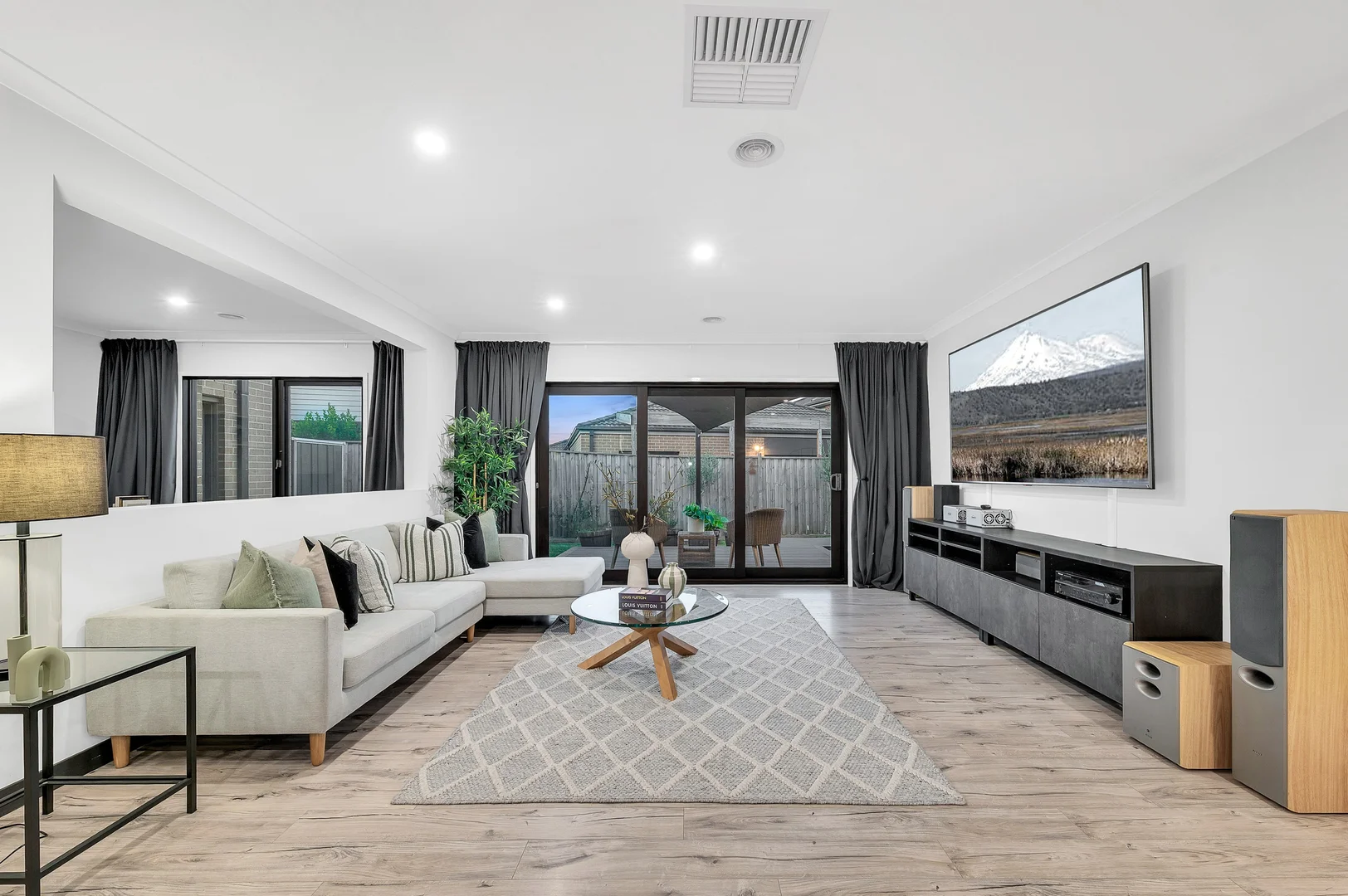 Additional image 4 of 5 Omeara Cres, Cranbourne East VIC 3977