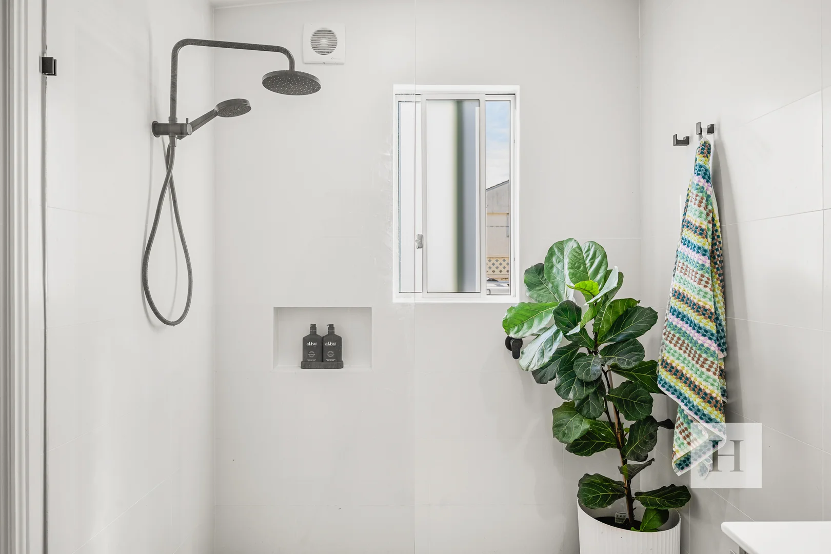 Additional image 11 of 29 Avonlea Avenue, Gorokan NSW 2263