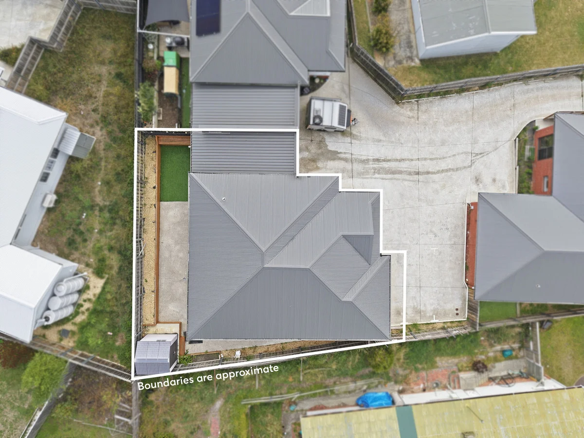 Additional image 34 of 2/170 Flagstaff Gully Road, Lindisfarne TAS 7015