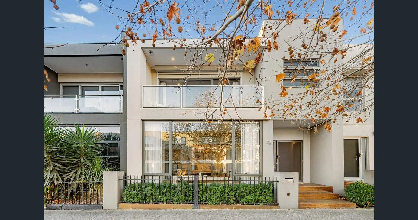 25 Garretty Road, Caroline Springs VIC 3023
