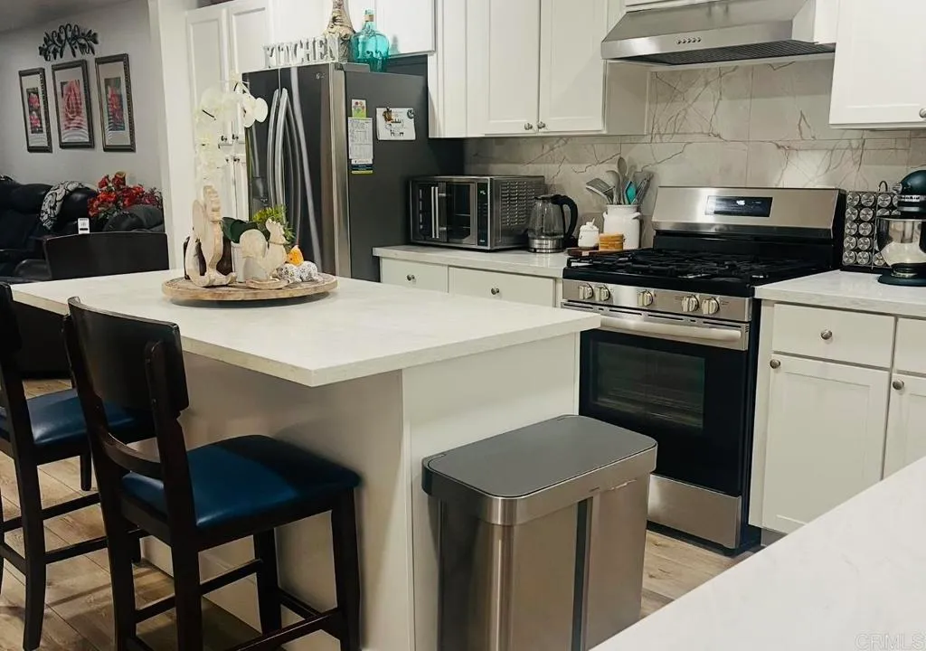 2012 E Mission Avenue Unit 6, Escondido, CA 92027