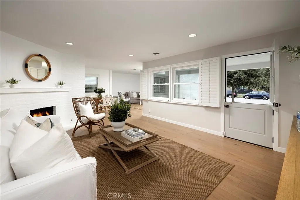 Additional image 4 of 2553 Fairway Drive, Costa Mesa, CA 92627