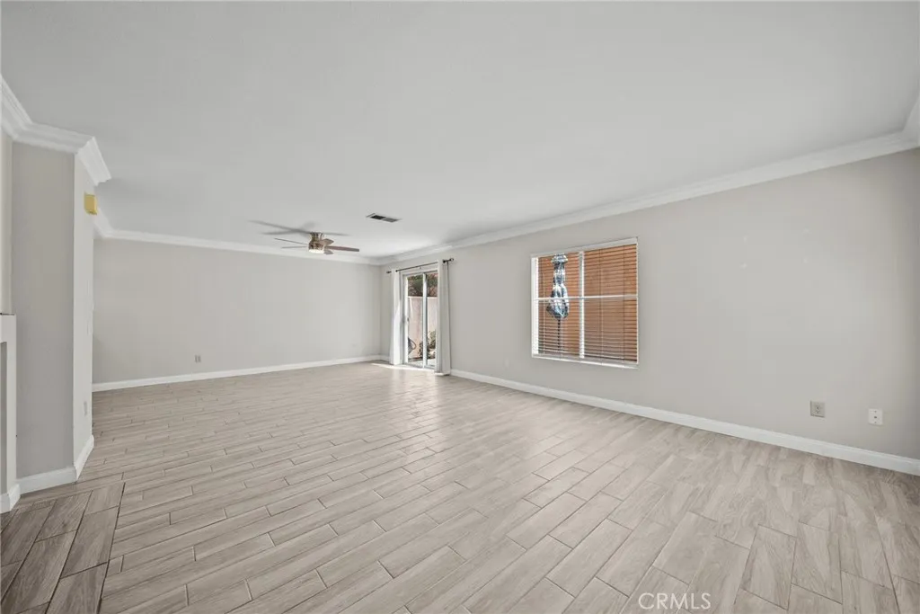 Additional image 5 of 25118 Steinbeck Ave, Stevenson Ranch, CA 91381