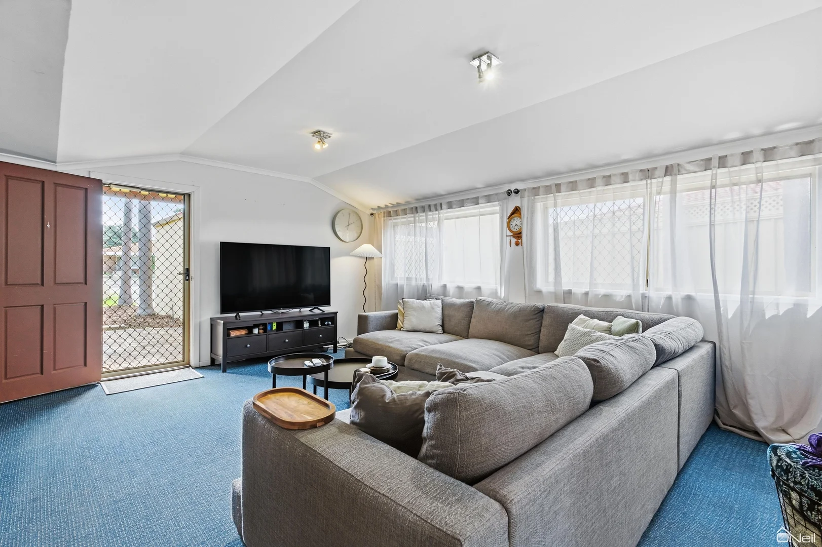 Additional image 9 of 3 Midhurst Street, Camillo WA 6111