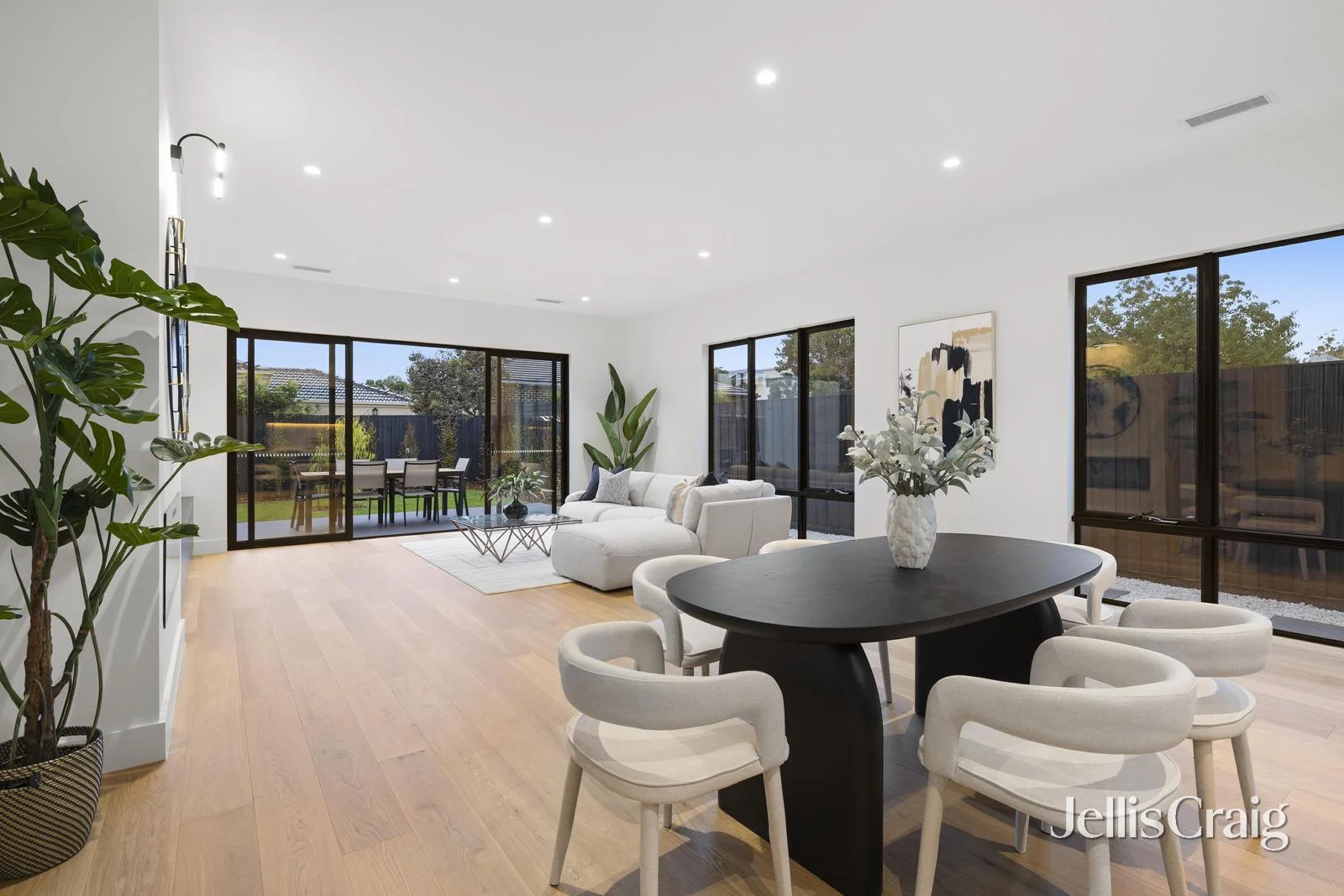 Additional image 5 of 37b Barrington Street, Bentleigh East VIC 3165