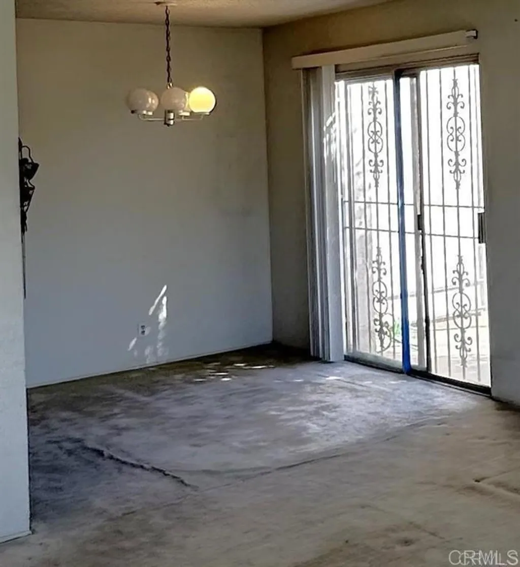 Additional image 6 of 462 Bluffview RD, Spring Valley, CA 91977