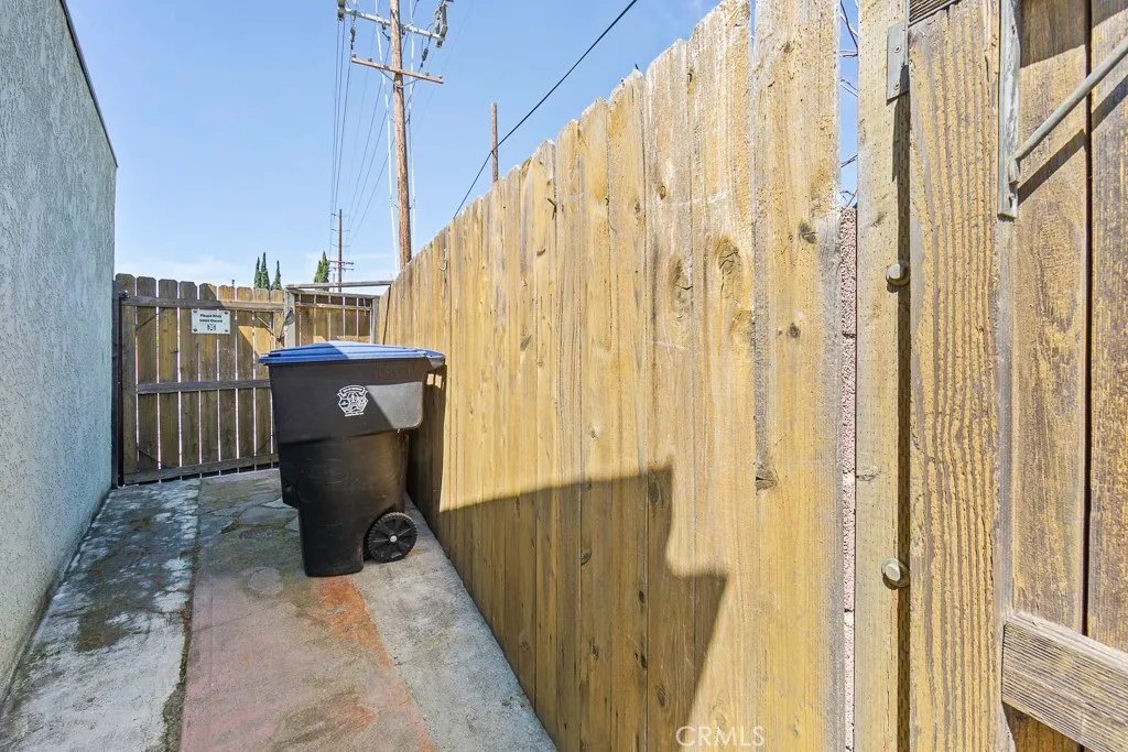 Additional image 44 of 1832 N Brighton St, Burbank, CA 91506