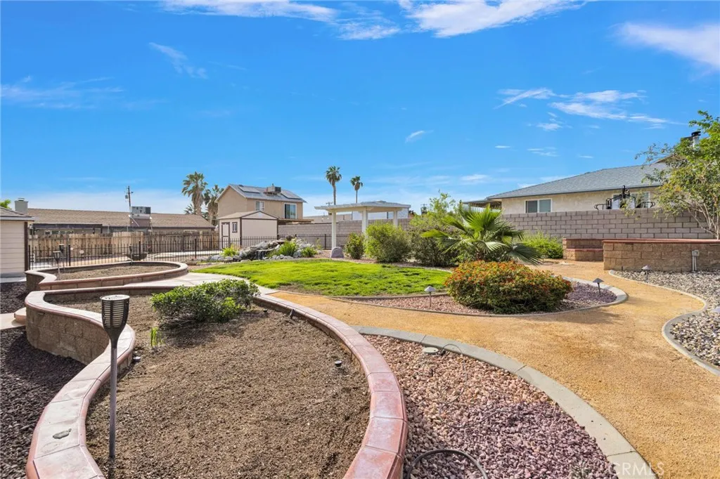 Additional image 46 of 720 Starlight Street, Barstow, CA 92311