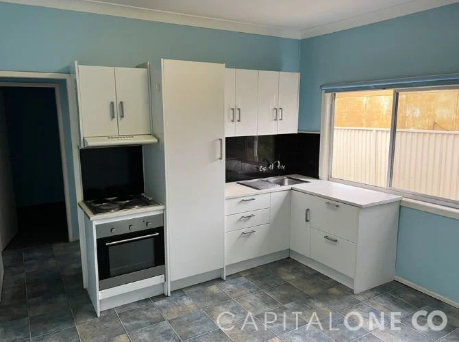 2/10 Main Road, Toukley NSW 2263 photo 2