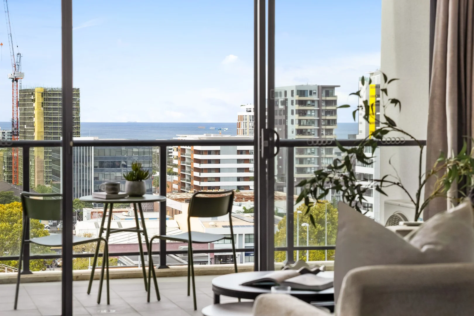604/6-10 Gladstone Avenue, Wollongong NSW 2500