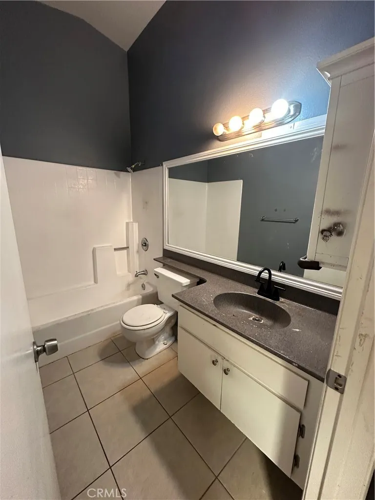 Additional image 81 of 165 Racquet Club Drive, Compton, CA 90220