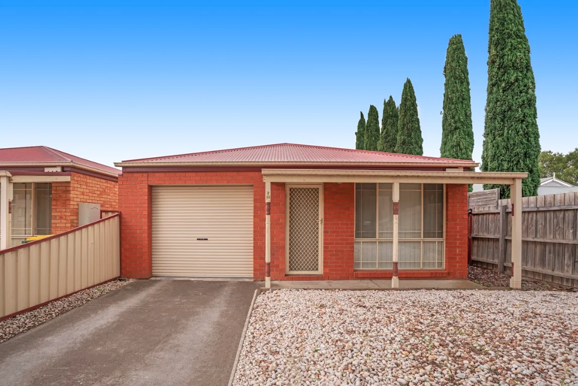 2/15 Odessa Court, Werribee VIC 3030