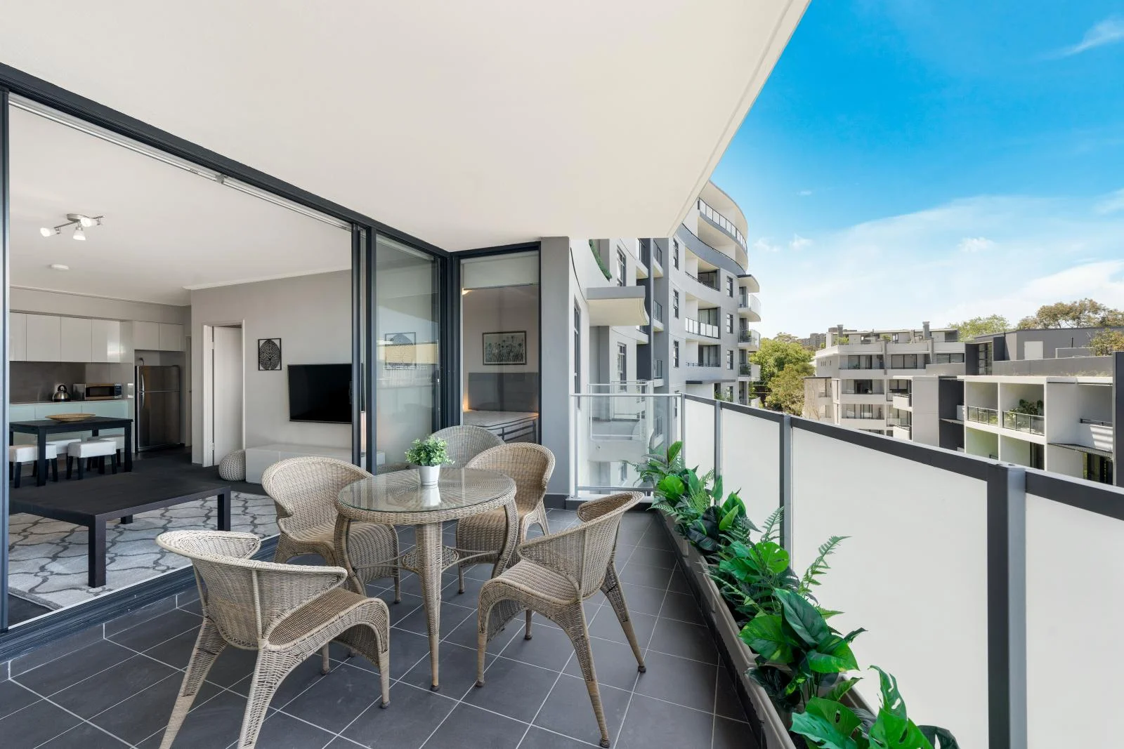 Additional image 2 of F504/7 Hunter Street, Waterloo NSW 2017
