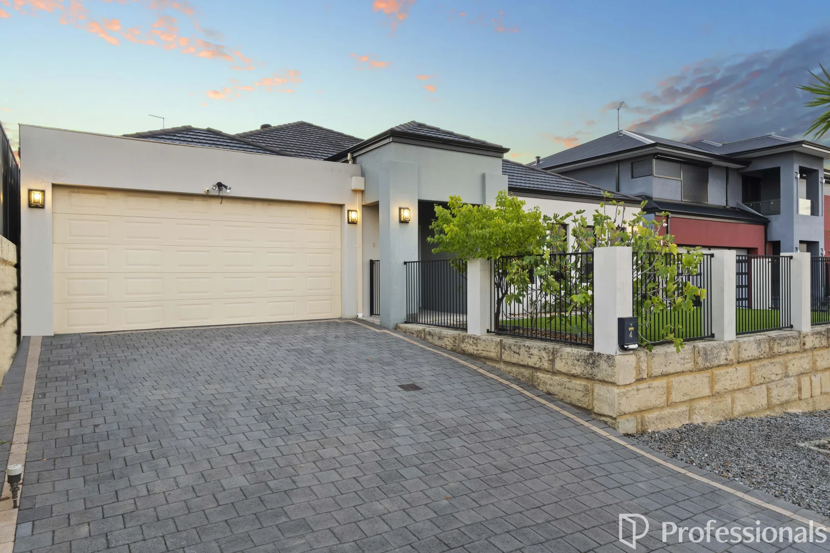 4 Elmdon Link, Landsdale WA 6065 photo 3