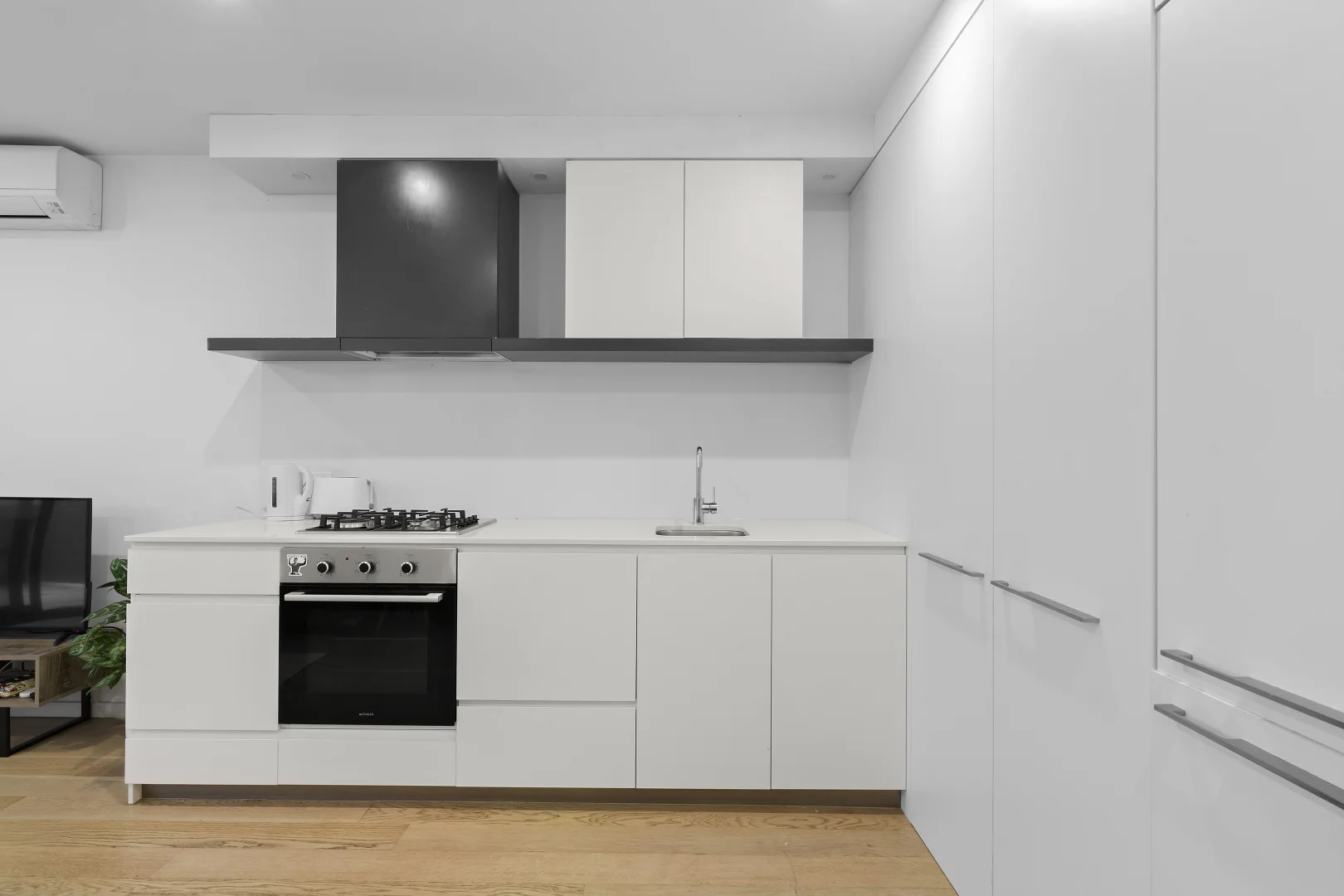 Additional image 7 of 205/18 Grey Street, St Kilda VIC 3182