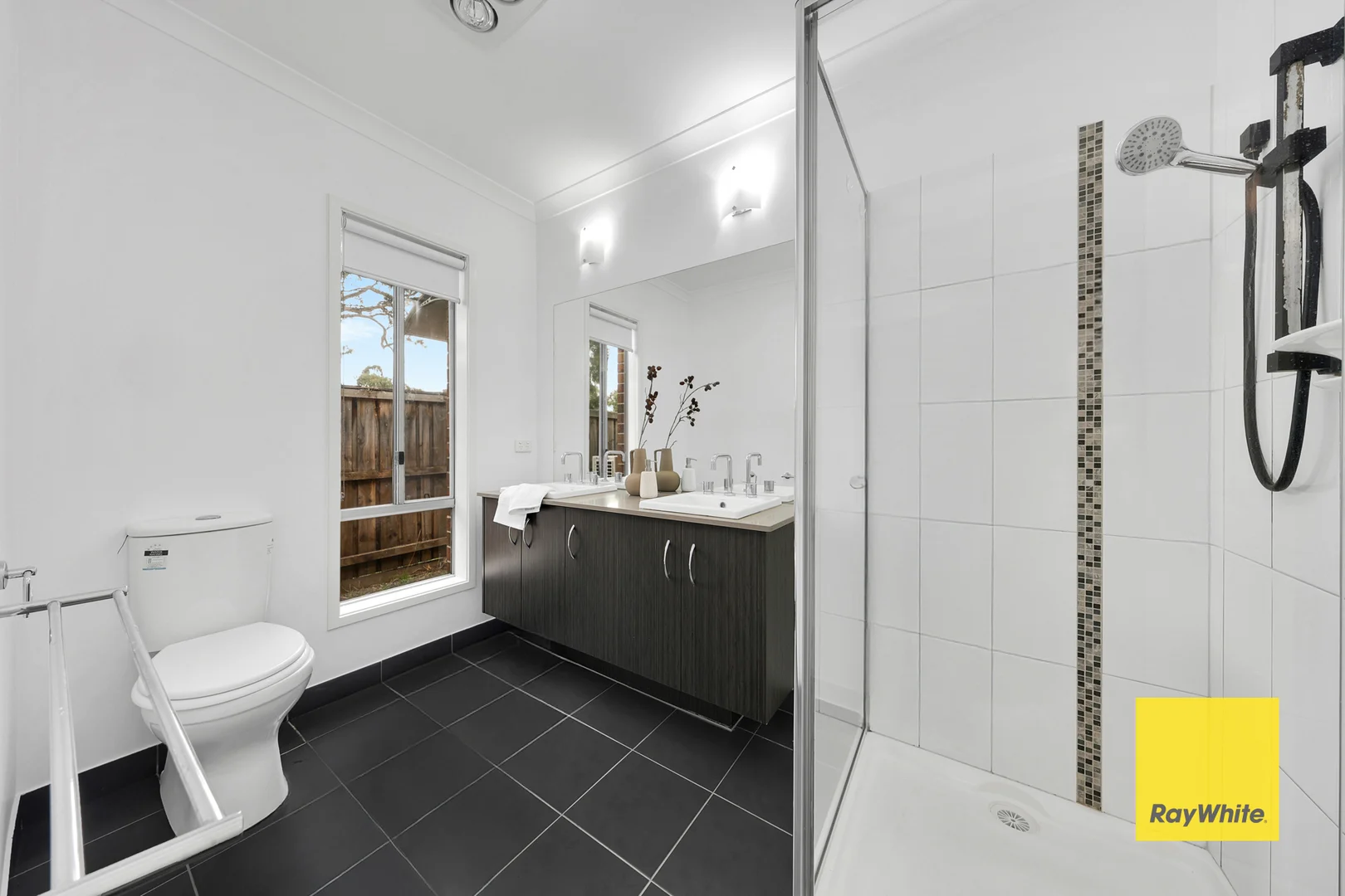 Additional image 11 of 25 Cootamundra Road, Doreen VIC 3754
