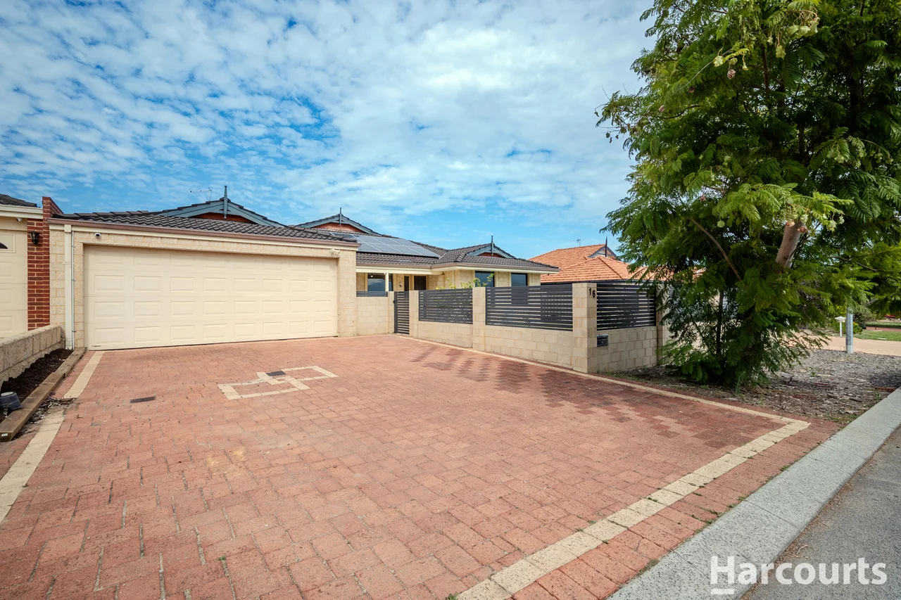 16 Woodbine Loop, Tapping WA 6065 photo 2