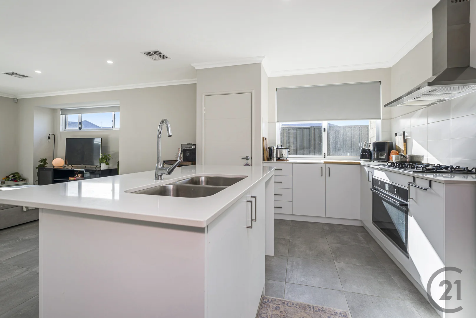 Additional image 26 of 35 Waardong Court, Halls Head WA 6210