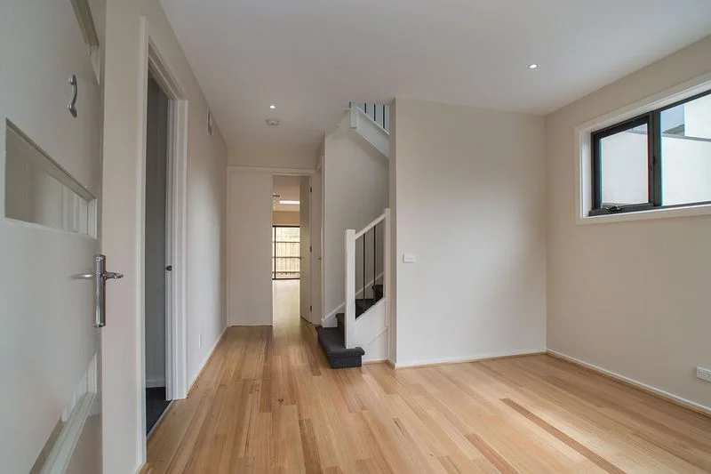 Additional image 5 of 2/11 Premier Avenue, Mitcham VIC 3132