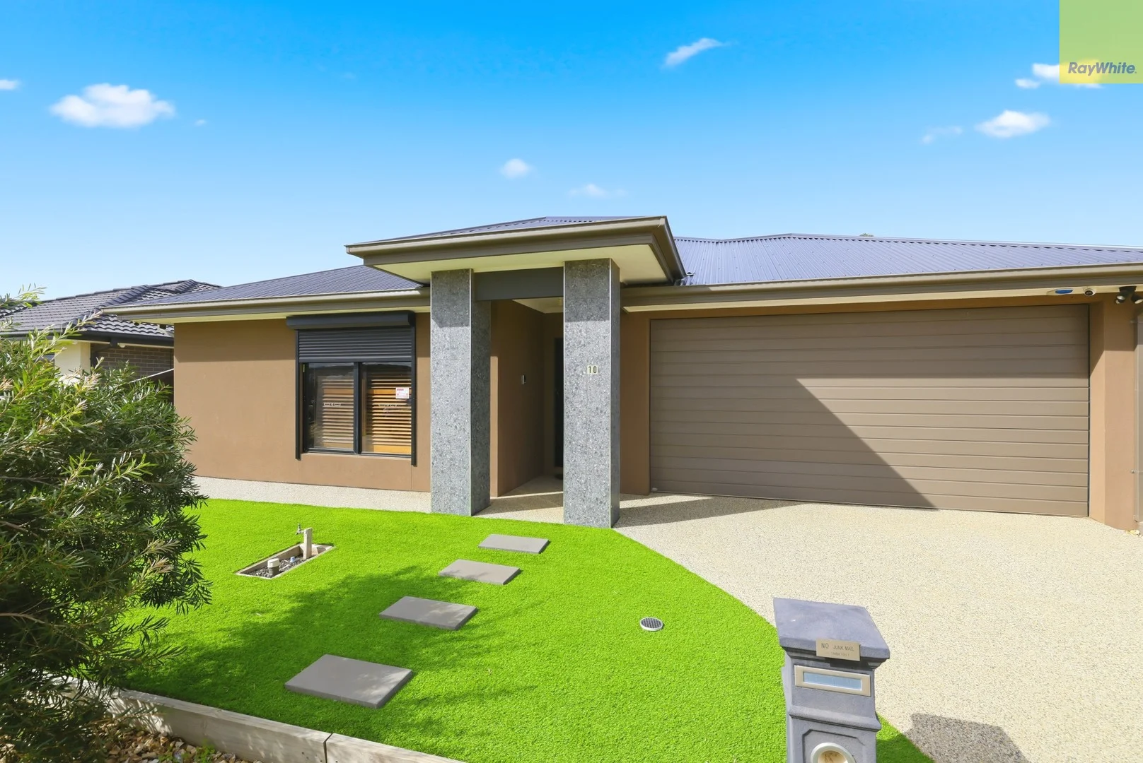 10 Blake Drive, Maddingley VIC 3340