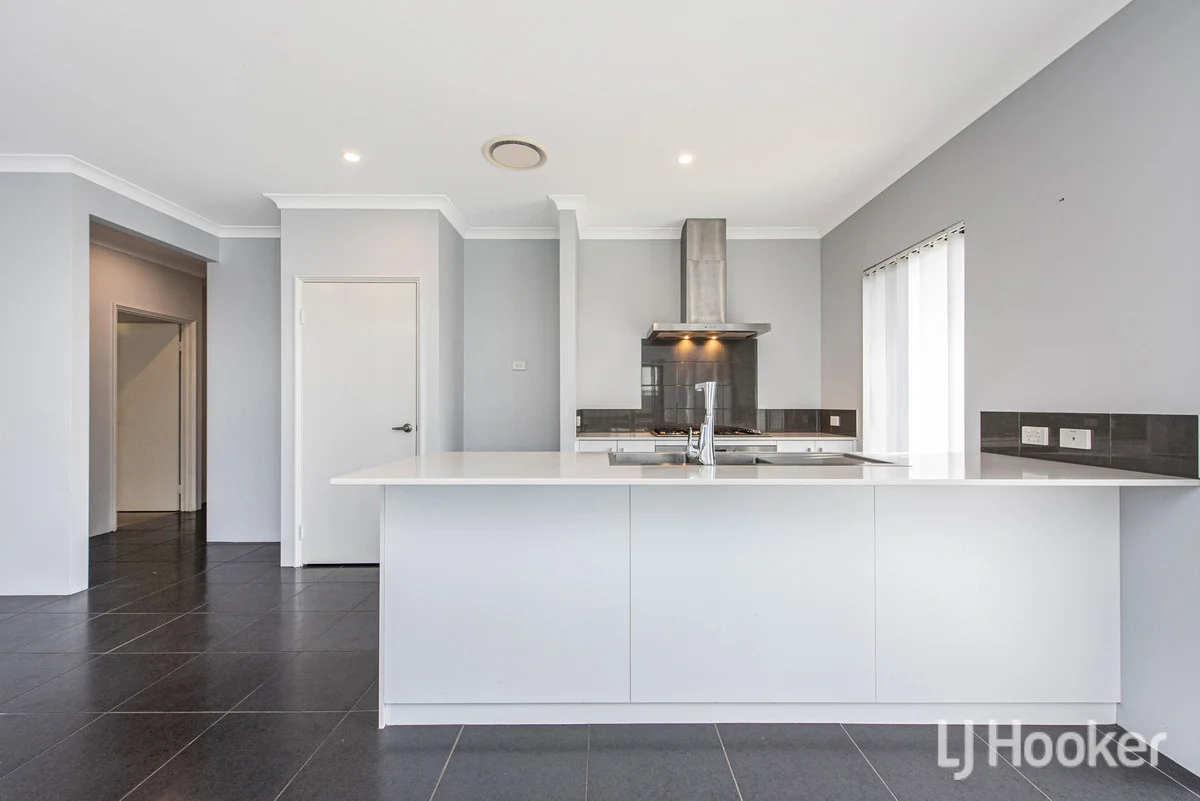 Additional image 8 of 11 Lockhart Street, Coodanup WA 6210